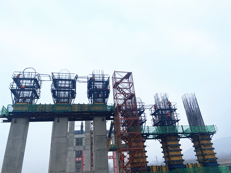 魯中公路全力以“復(fù)”，掀起春季大干熱潮