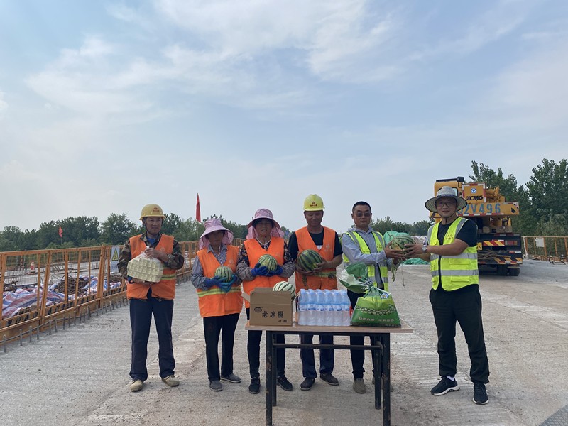 夏日送清涼，關(guān)懷暖人心——臨沂分公司組織送清涼活動