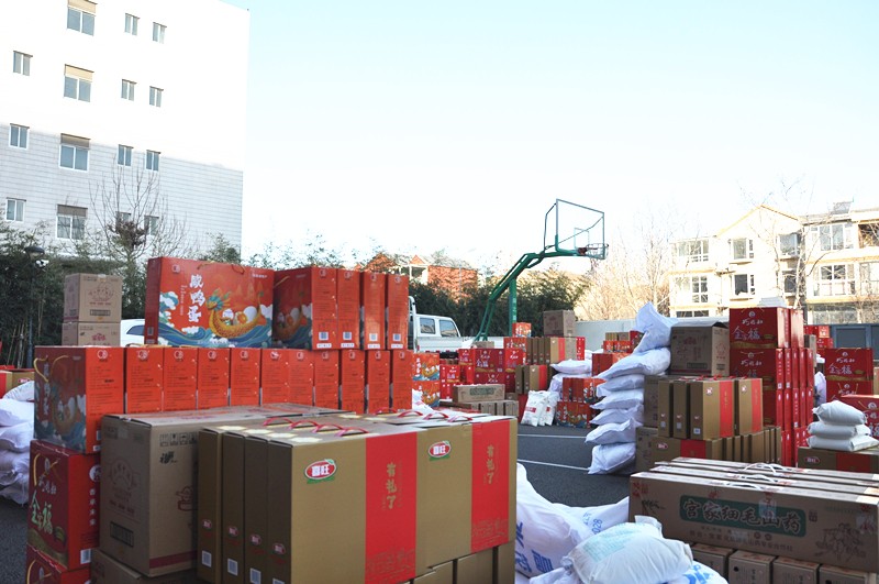 年貨發(fā)放，祝我們的2023更加精彩