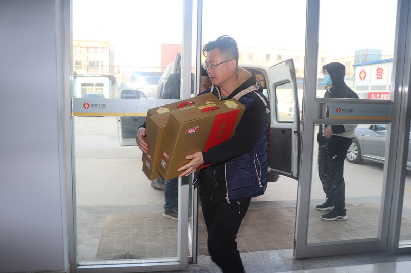 感謝公司的新年大禮包　魯中公路讓我們心里特踏實(shí)