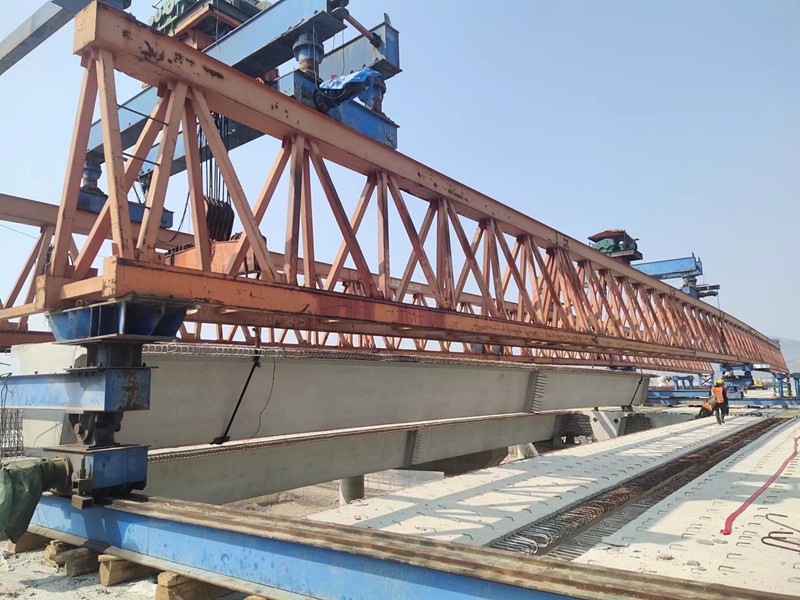 濟濰四標孝婦河特大橋全幅順利貫通