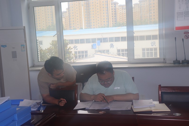 項(xiàng)目辦對(duì)施工安全、環(huán)保及質(zhì)量管理檢查0_副本