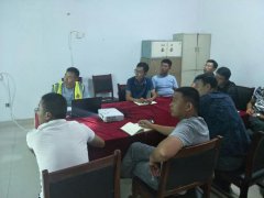 人民路二項(xiàng)目舉行水泥穩(wěn)定風(fēng)化砂施工技術(shù)專題會(huì)