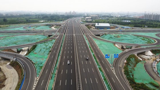 雙魯立交主路、輔路、匝道全面通車