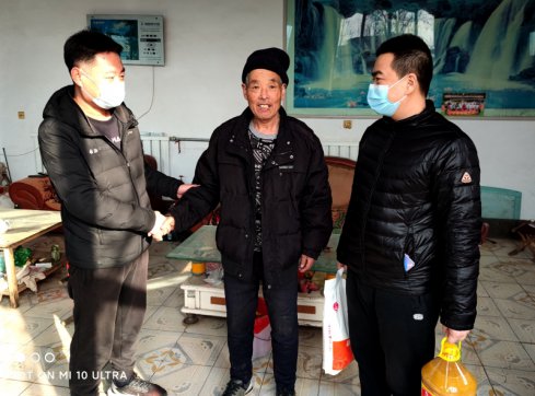 組織關(guān)愛(ài)暖心頭—— 暨魯中公路第三工程公司走訪慰問(wèn)困難職工活動(dòng)一瞥