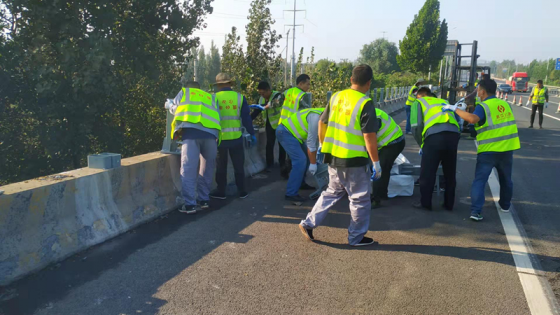 【抓作風 創(chuàng)效益】中秋里的爭分奪秒——交安工程公司中秋工作紀實